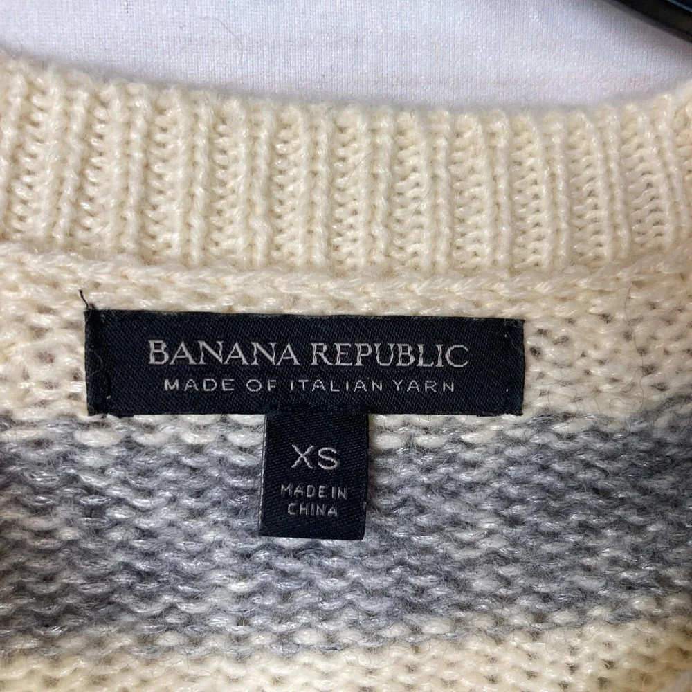 Banana Republic Sweater Womens XS Gray Ivory Italian Yarn Stripe Pullover Tunic